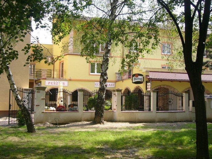 Penzion Da Giacomo Trenčín Kültér fotó